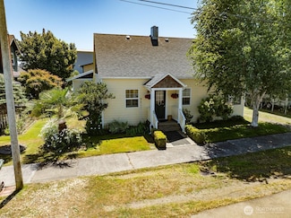 201 Main St SE, Ilwaco, WA 98624
