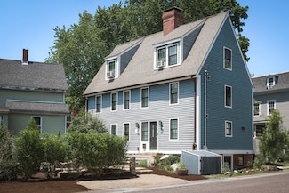 22 Mineral St, Ipswich, MA 01938
