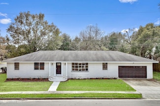1079 Frank P Corso St, Biloxi, MS 39530