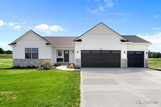 1616 Round Barn Dr, Jamestown, MI 49426