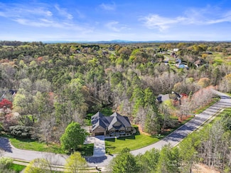 2072 46th Avenue Dr NE, Hickory, NC 28601