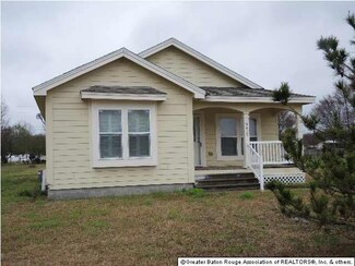 9425 Deer Trail Ave, Zachary, LA 70791