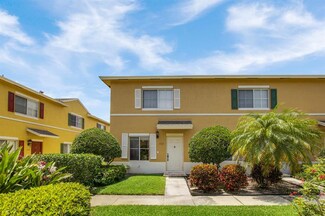 512 W Bloxham St, Lantana, FL 33462