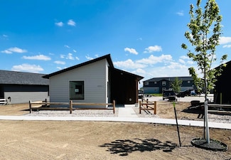 1403 Windsor Dr Unit C, Ranchester, WY 82839