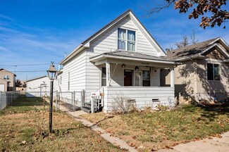 1412 N St SW, Cedar Rapids, IA 52404