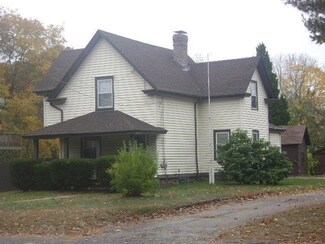 415 Oakland Beach Ave, Warwick, RI 02889