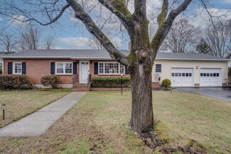 12 Upland Rd, Newburyport, MA 01950