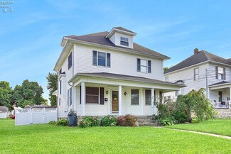 205 Ellis Ave, Bellevue, OH 44811