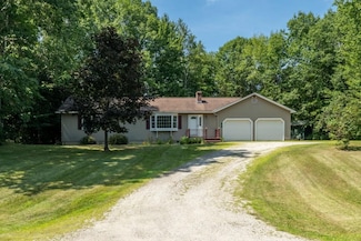 48 Brookside Dr, Pittsford, VT 05763