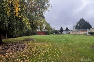 15817 Manor Way, Lynnwood, WA 98087