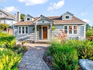 5134 SW Custer St, Portland, OR 97219