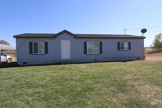 2436B Oakley Ave, Hollister, ID 83301