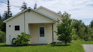 21 Benaquist Way, Harpswell, ME 04079