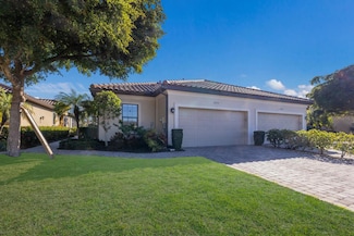 8224 Varenna Dr, Sarasota, FL 34231