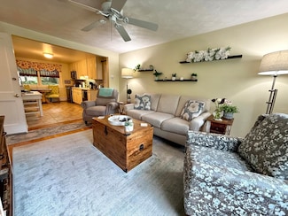 46 Aldrich Rd Unit B, Watertown, MA 02472