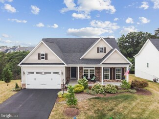 148 Skipper Dr, Lake Frederick, VA 22630