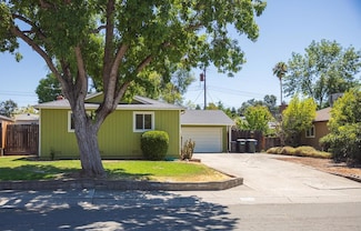 5018 Kahn St, Carmichael, CA 95608