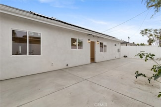 8853 Remick Ave, Los Angeles, CA 91352