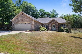 129 Hermitage Pass, Wetumpka, AL 36093