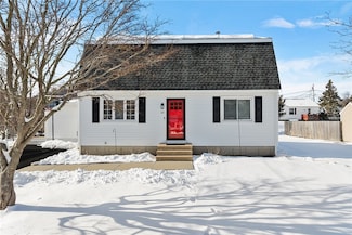 23 Beatrice St, Westerly, RI 02891