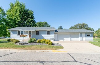 400 8th St W, Browerville, MN 56438