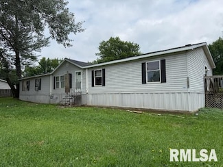 11669 108th Ave, Davenport, IA 52804