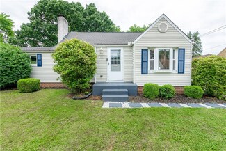 3232 Beverly Ave NE, Canton, OH 44714