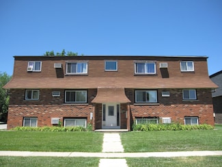 1300 Getzelman Dr Unit 4, Elgin, IL 60123