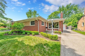 4006 Highfield Rd, Royal Oak, MI 48073