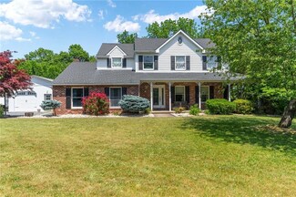 5886 Shady Ln, Nazareth, PA 18064