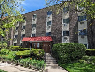 10015 Beverly Dr Unit 203, Skokie, IL 60076