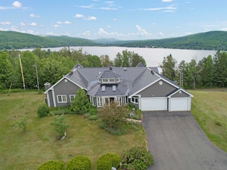 128 Fuller Dr, Canaan, VT 05903