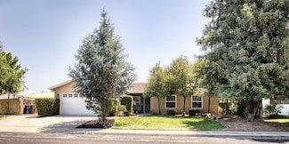 2831 Claremont Ave, Clovis, CA 93611