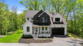 3 Caydens Way, Cape Elizabeth, ME 04107