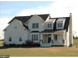 2 Sherman Rd, Ottsville, PA 18942