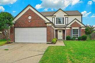 6820 Quail Meadow Dr, Watauga, TX 76148