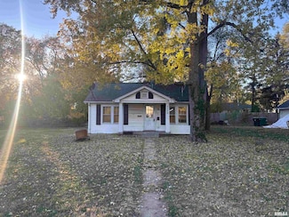 2305 N Ellis St, Peoria, IL 61604