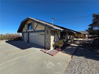 9539 Soledad Rd, Pinon Hills, CA 92372