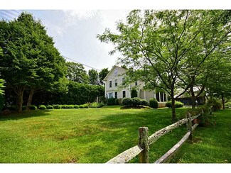 42 Neck Rd, Tiverton, RI 02878