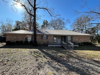 669 W Kansas St, van, TX 75790