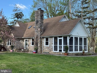 1019 Kimberton Rd, Chester Springs, PA 19425