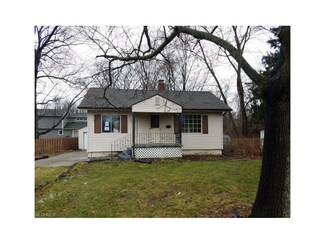 693 Mull Ave, Akron, OH 44313