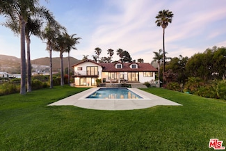 29660 Harvester Rd, Malibu, CA 90265