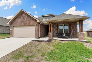 5282 Little Field Ave, Springdale, AR 72762