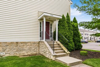 7042 Gallant Fox Dr Unit 13-704, New Albany, OH 43054