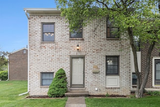 8374 Lakeview Dr Unit 56, Ypsilanti, MI 48198