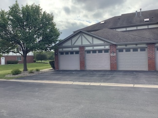 6241 Misty Pines Dr Unit 1, Tinley Park, IL 60477