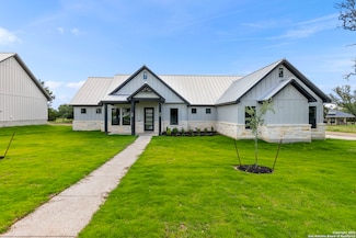 33 Peace Pipe, Wimberley, TX 78676