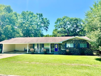 34 Old Lakeview Dr, Columbia, MS 39429