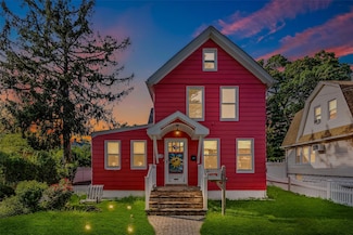 2814 Weeks Ave, Oceanside, NY 11572
